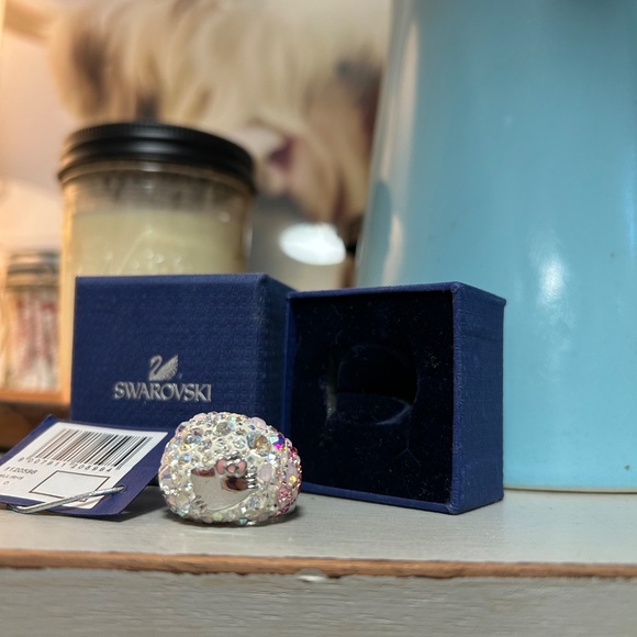 Swarovski x Hello Kitty Collaboration Chic Ring - Picture 16 of 16